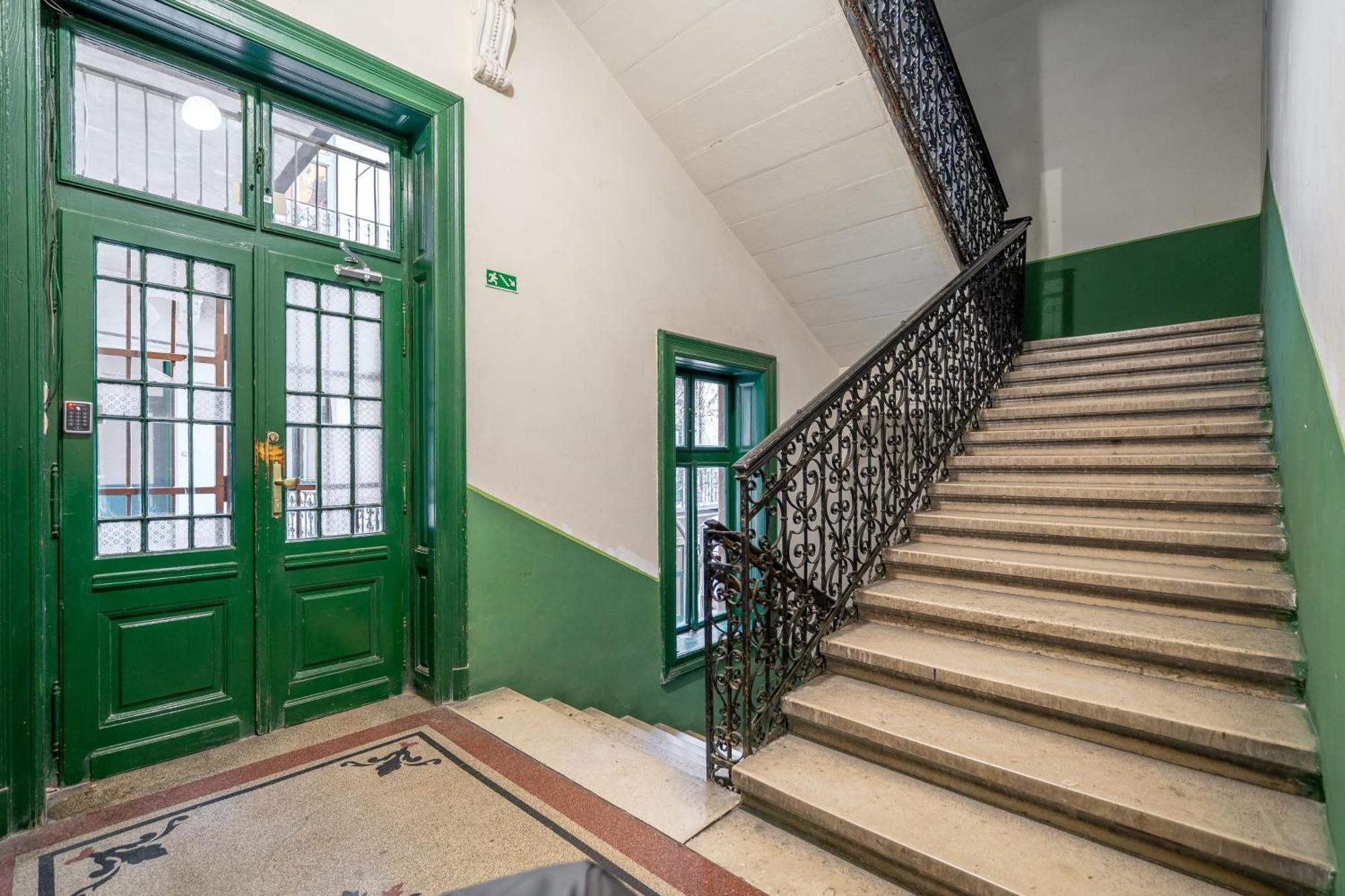 Bazilika-D45 Premium Suites Budapest Bagian luar foto